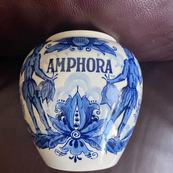 VINTAGE   DELFT  BLUE AMPHORA  VASE  HOLLAND - Picture 1 of 3